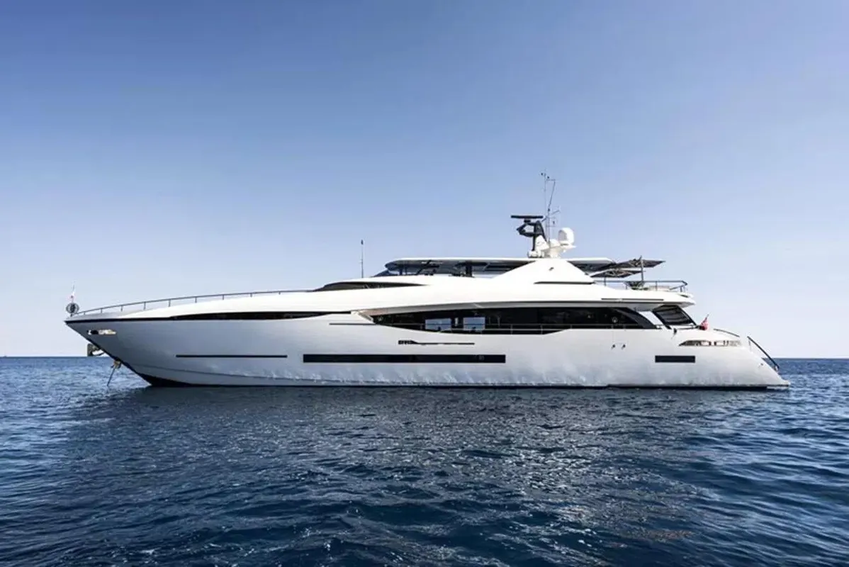 Peri Yachts 125