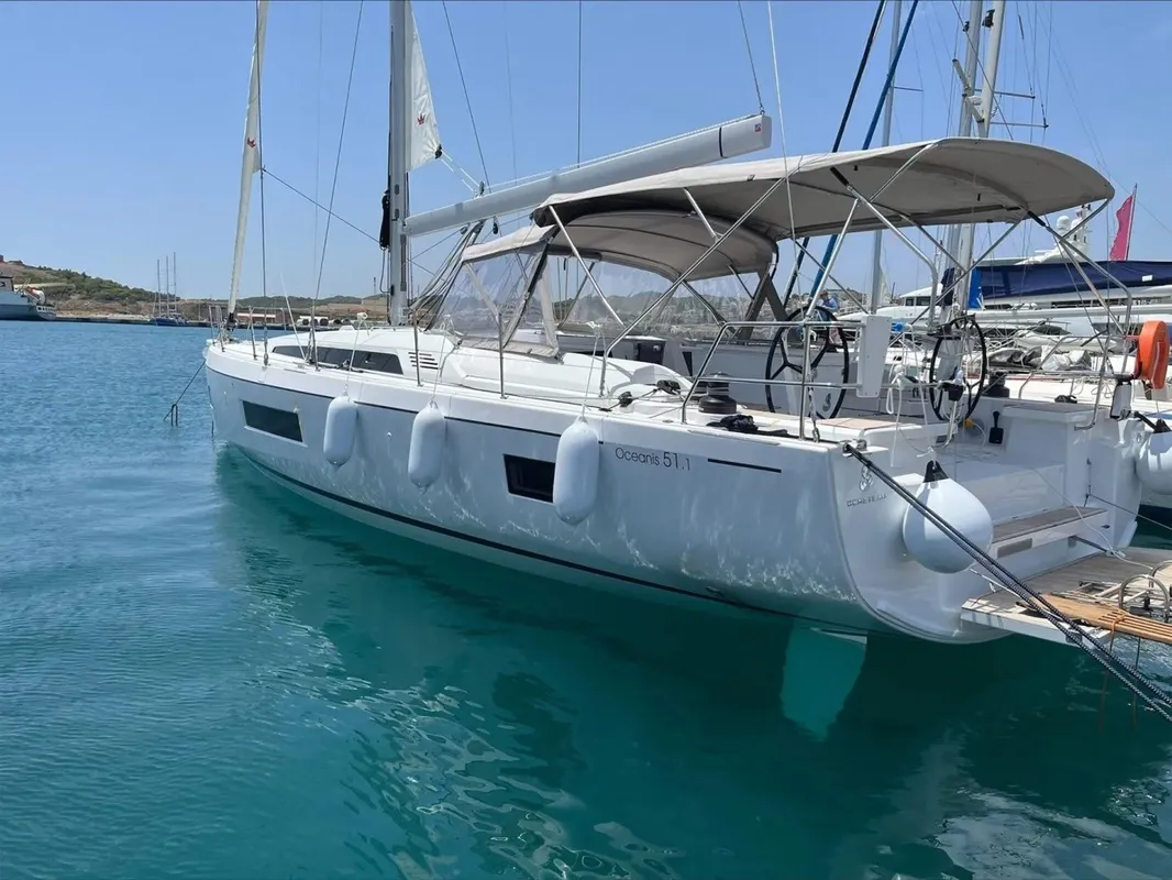 Beneteau Oceanis 51.1