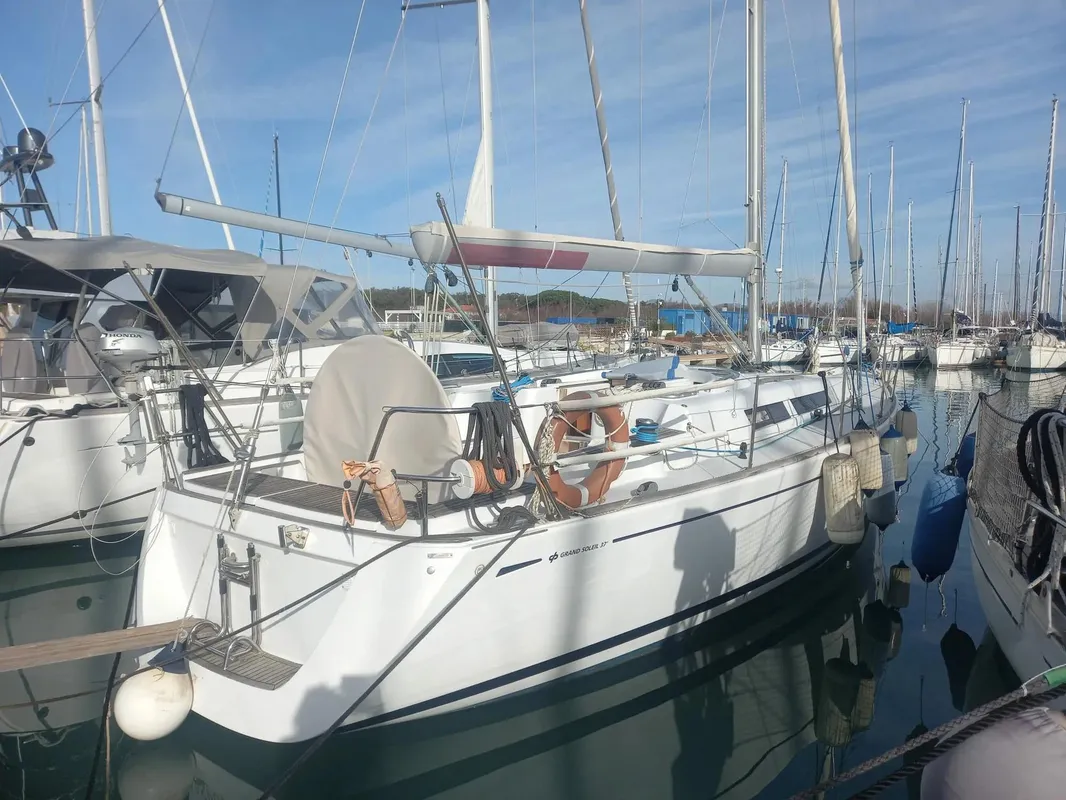 Grand Soleil 37