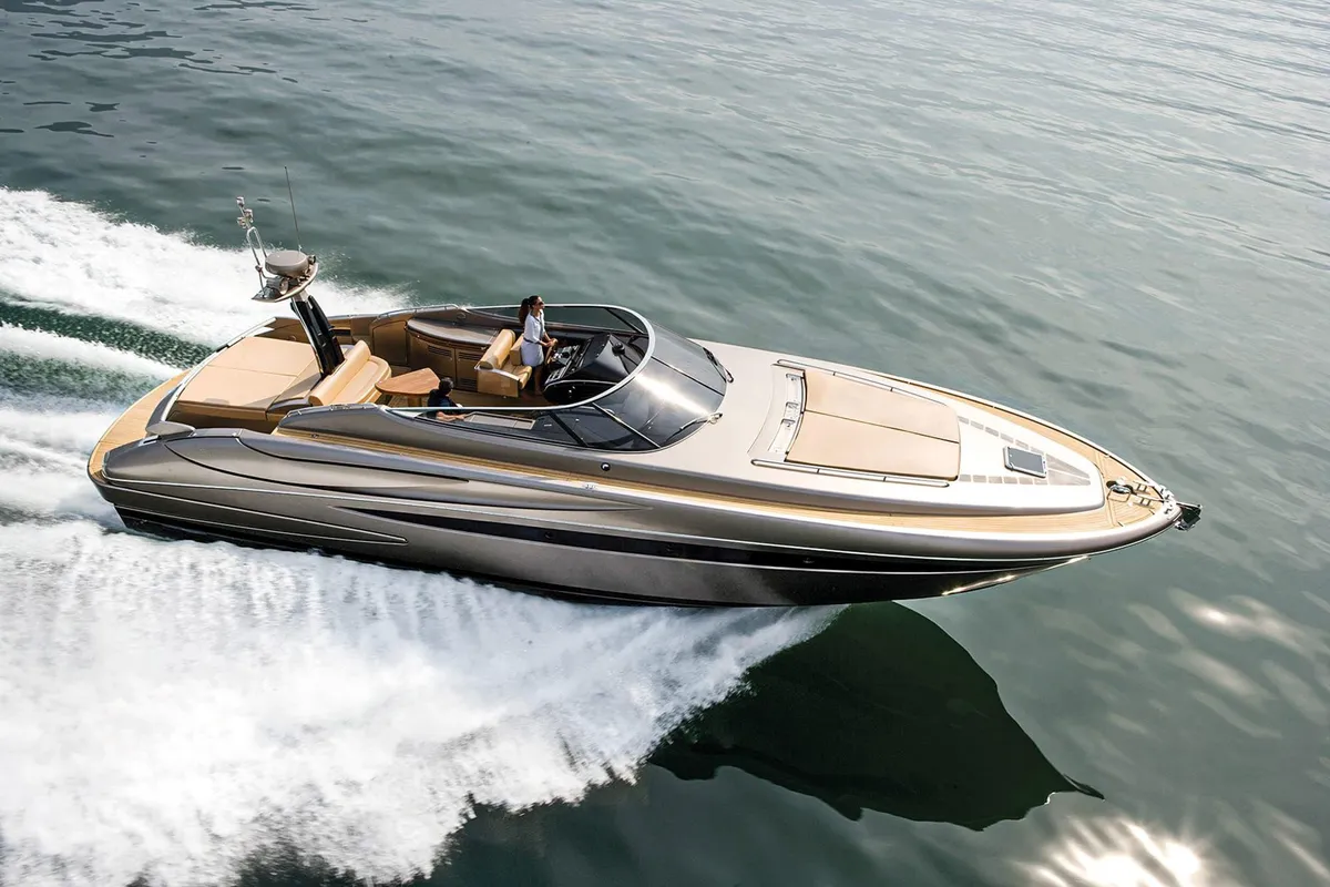 Riva Rivale 52