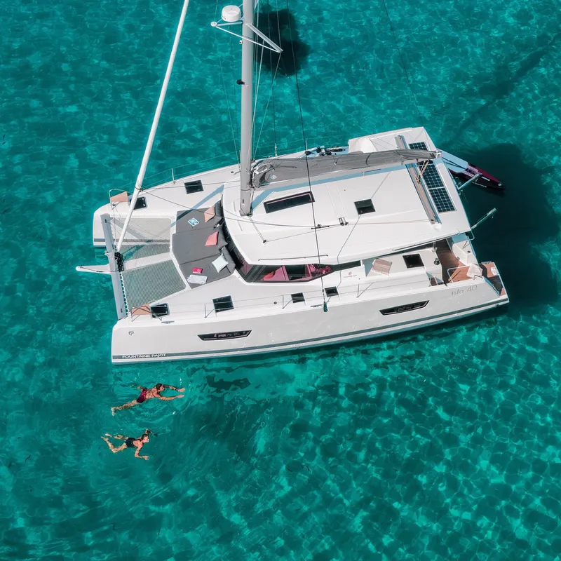 Fountaine Pajot Isla 40