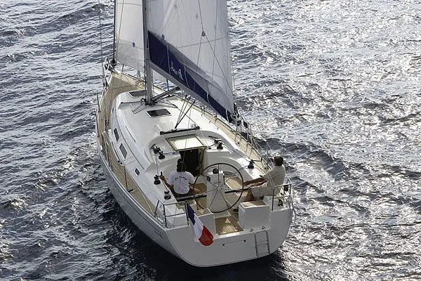 Hanse 37