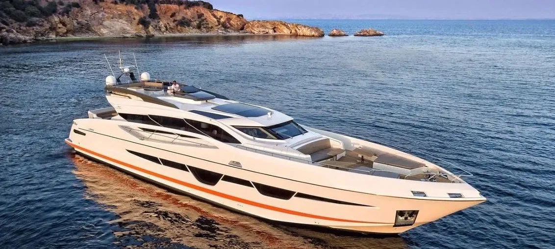 M/Y 131