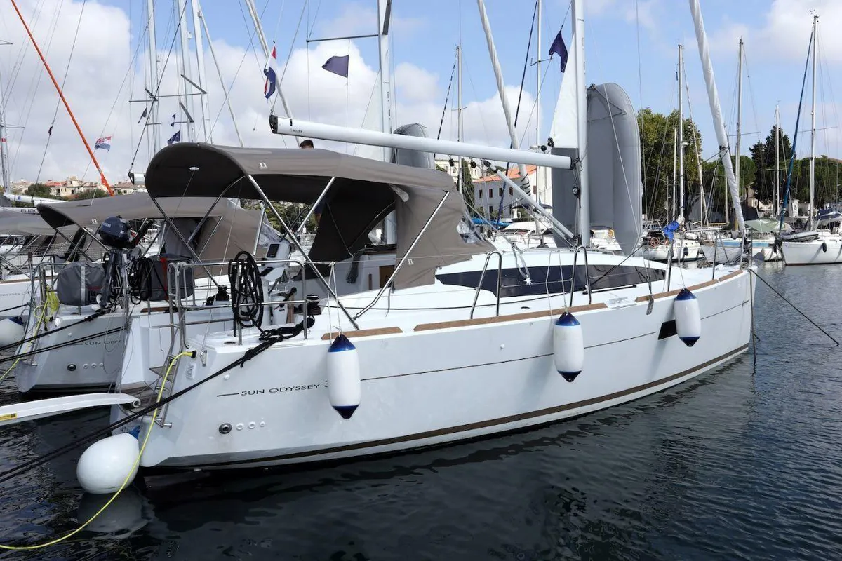 Jeanneau Sun Odyssey 319