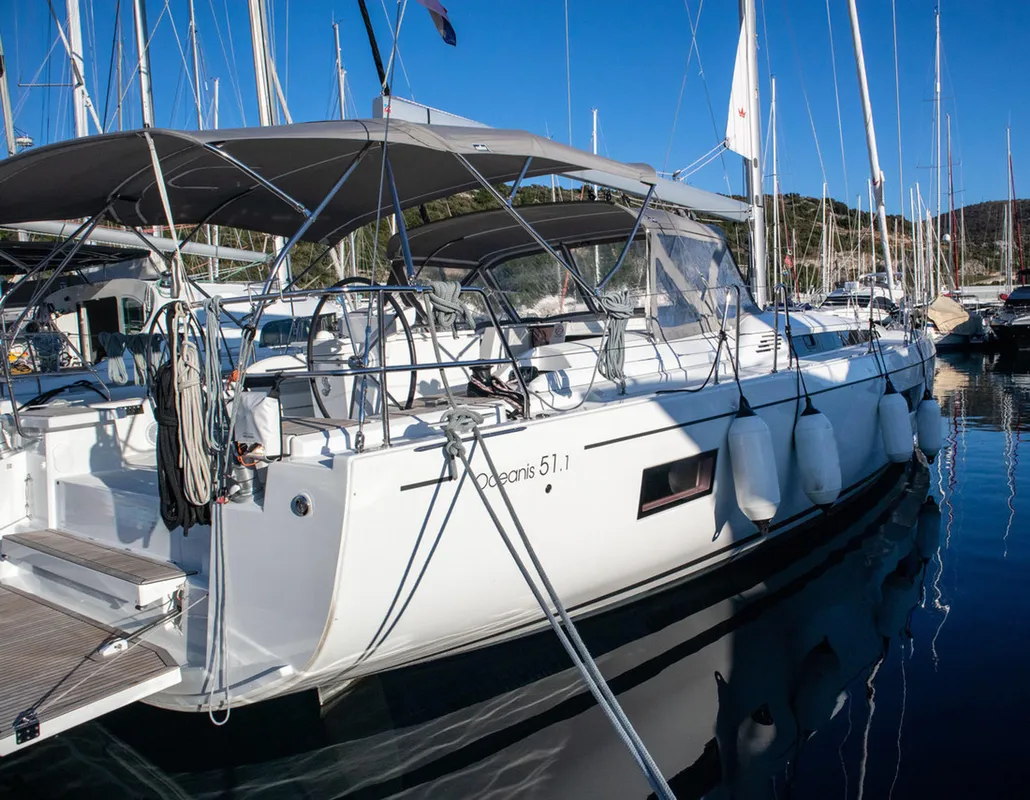 Beneteau Oceanis 51.1