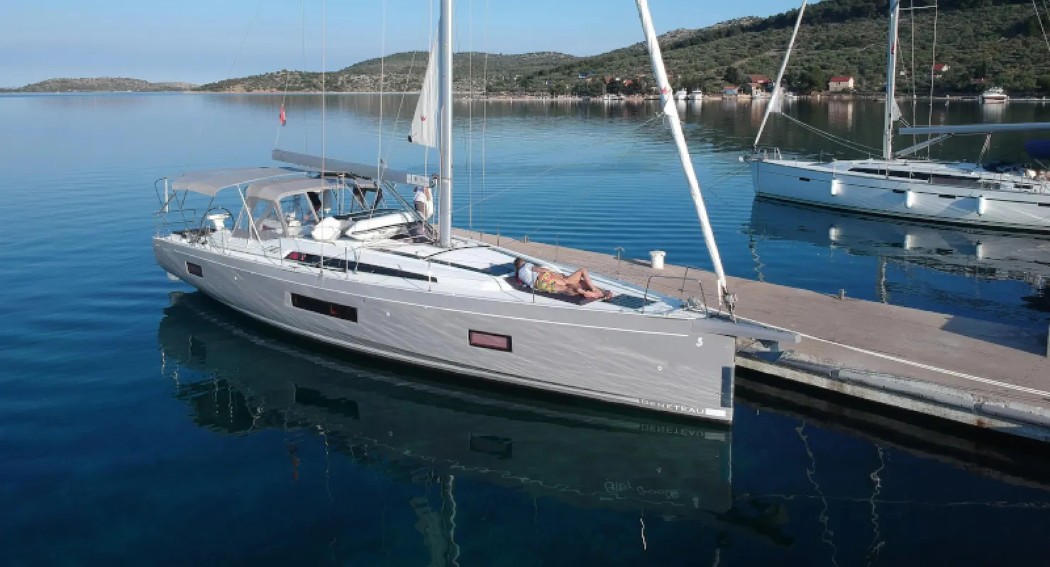 Beneteau Oceanis 51.1