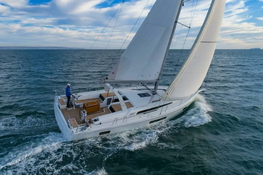 Beneteau Oceanis 51.1