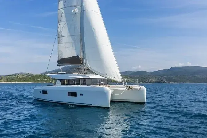 Lagoon 42