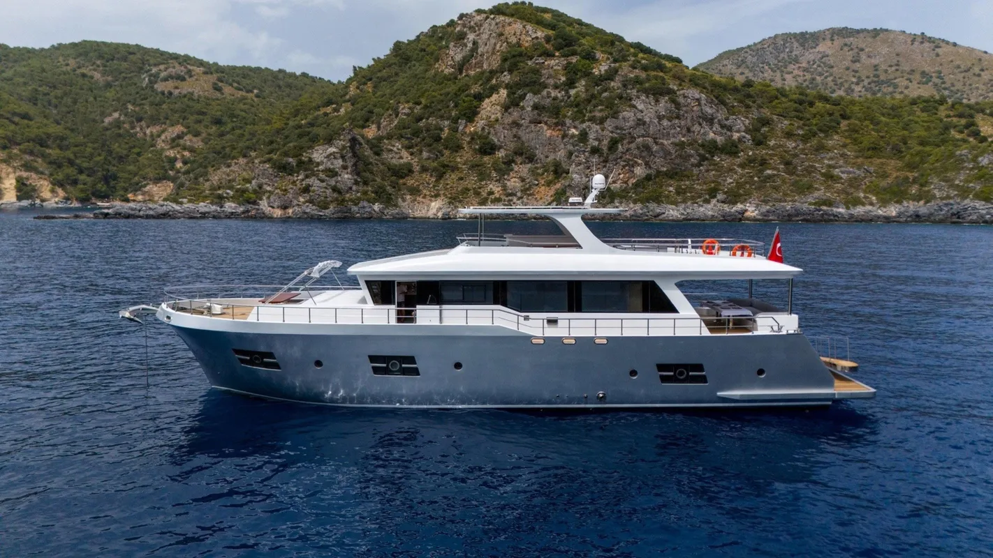 M/Y Motoryacht 27m