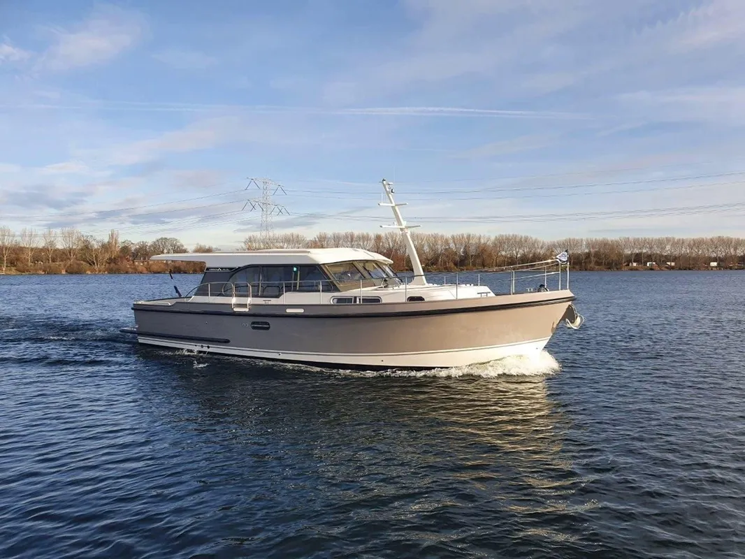 Linssen Grand Sturdy 40.0 Sedan