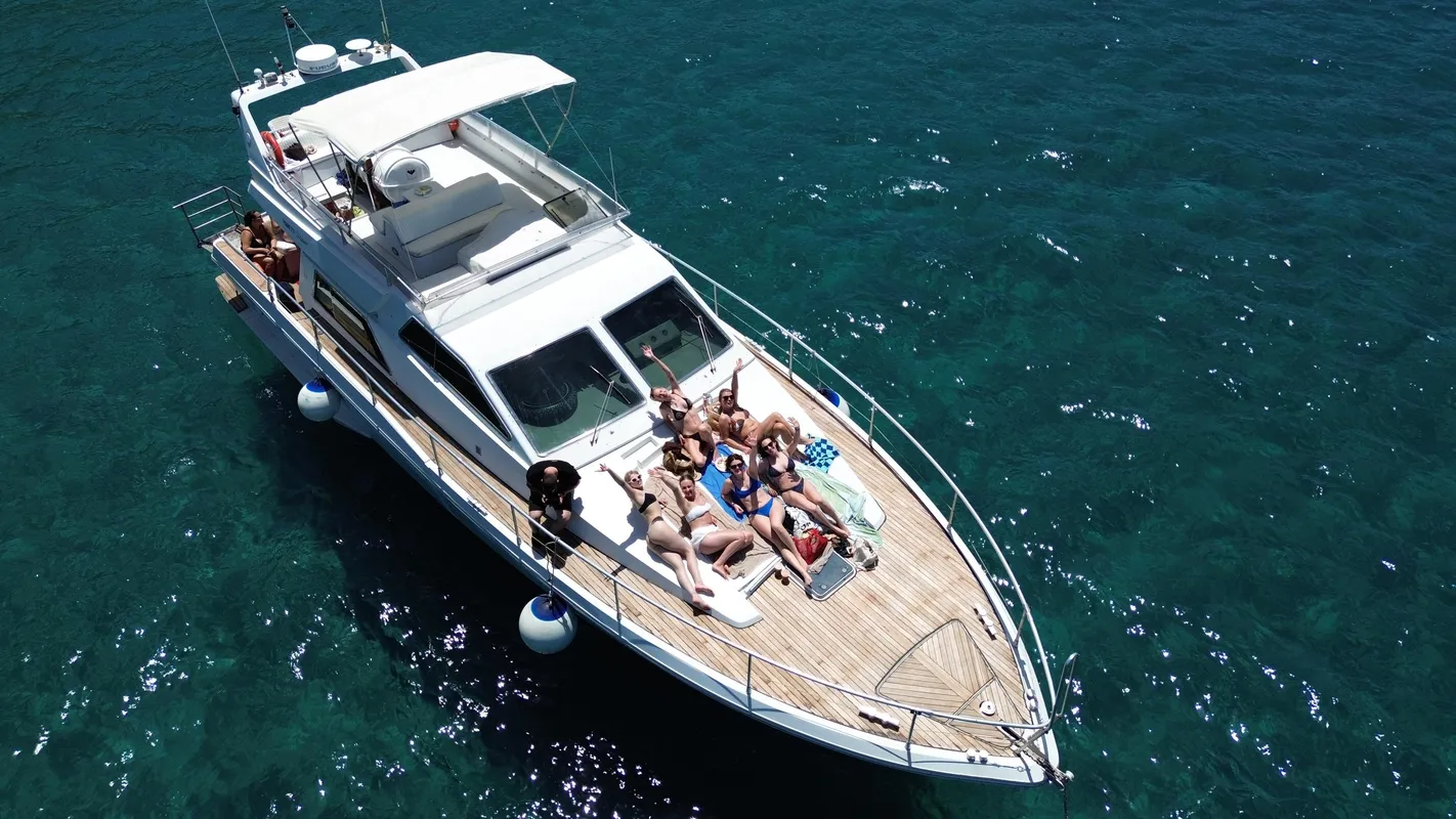 Ferretti Altura 52S