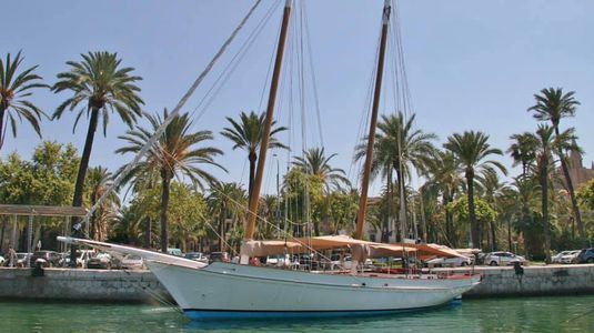 Sailing Naxos Dream 55