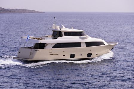 Motor yacht Athens
