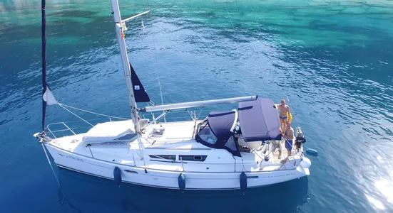 Jeanneau Sun Odyssey 39i (Full & Half-Day charters only)