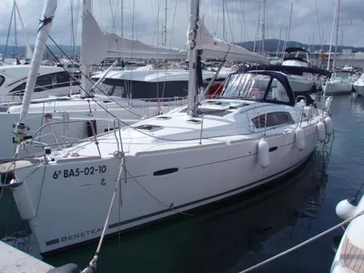 Beneteau Oceanis 43