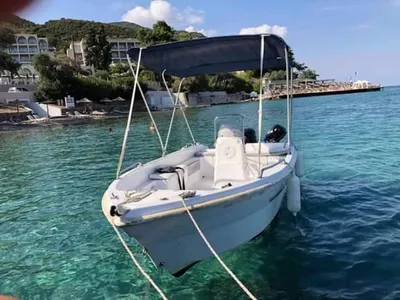 Self driving boat