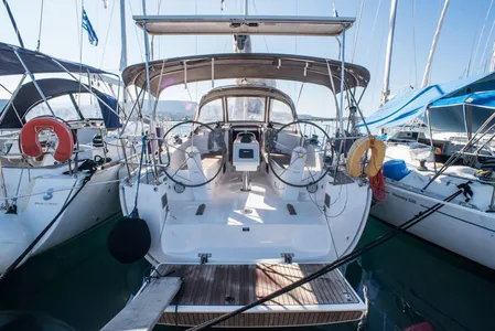 Bavaria 37