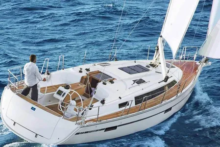 Bavaria Cruiser 37
