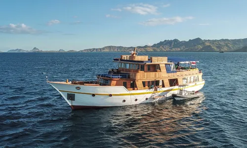 Wooden Boat Yacht