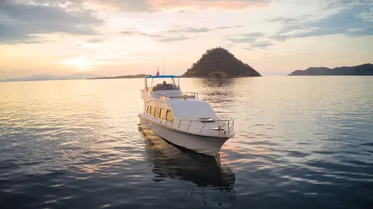 Fiber Speedboat