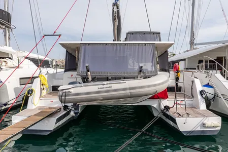  Fountaine Pajot Isla 40