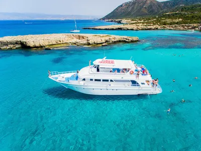 Motor Yacht 69 ft