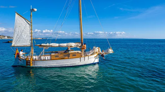 Barco clásico Llaüt mallorquín 