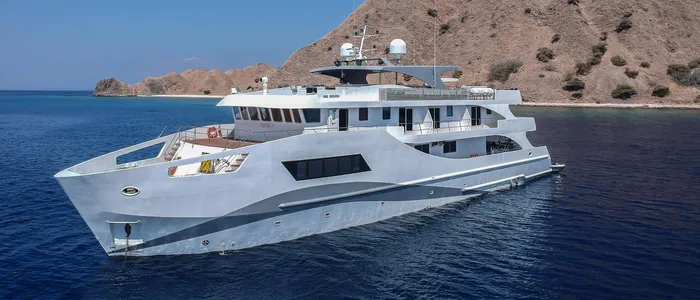 M/Y Custom