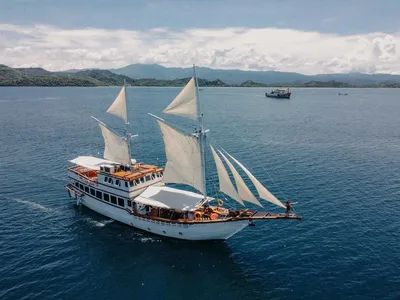 Traditional Phinisi Schooner 97