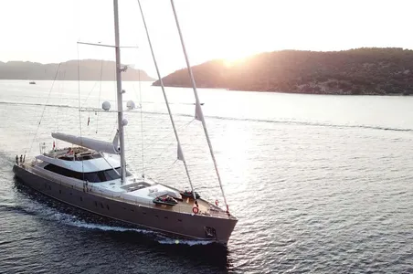 Yacht Works Motor Sailer 