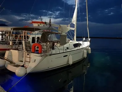 Beneteau Oceanis 43