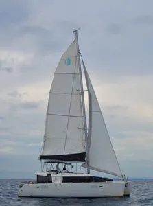 Lagoon 450 F