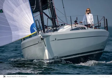 Italia Yachts 11.98
