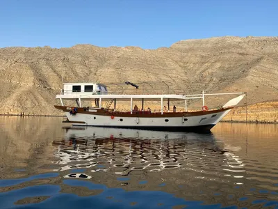 Marin LuxurYachts 89