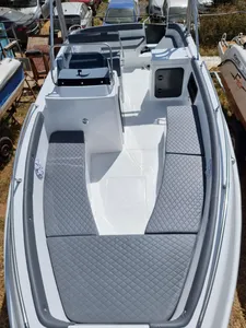 VM GT 23 - Luxury 7m Motorboat