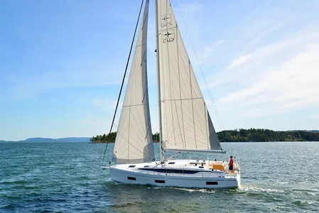 Bavaria C42