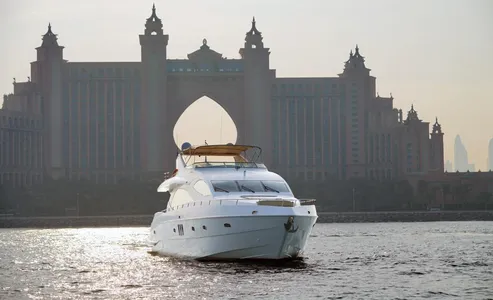 Gulf Craft Majesty 88