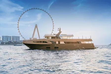 Mega Yacht 151