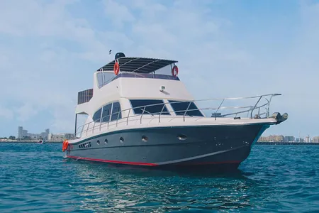 Motor Yacht 82