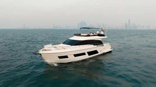 Ferretti 670