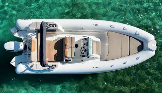 Zodiac Medline 7.5 - Rigid Inflatable 25 ft in Port d'Andratx - Zodiac ...