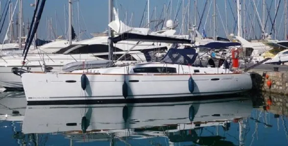 Beneteau Oceanis 43