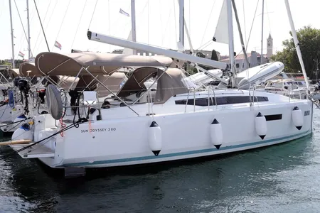 Jeanneau Sun Odyssey 380