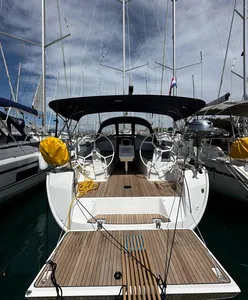 Bavaria Cruiser 37