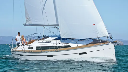 Bavaria Cruiser 37