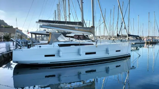 Dufour 430