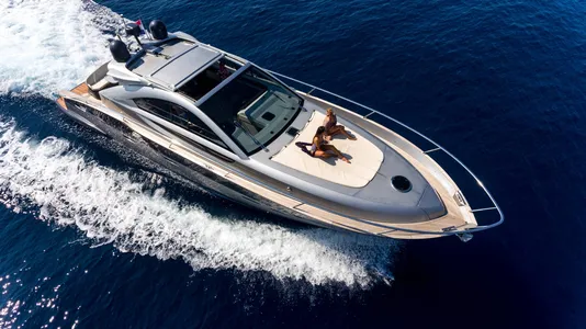 Pearl Sea 56 Coupe