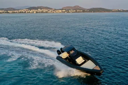 Technohull 38