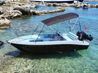 Motorboat 16ft