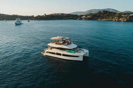 Fountaine Pajot MY 5